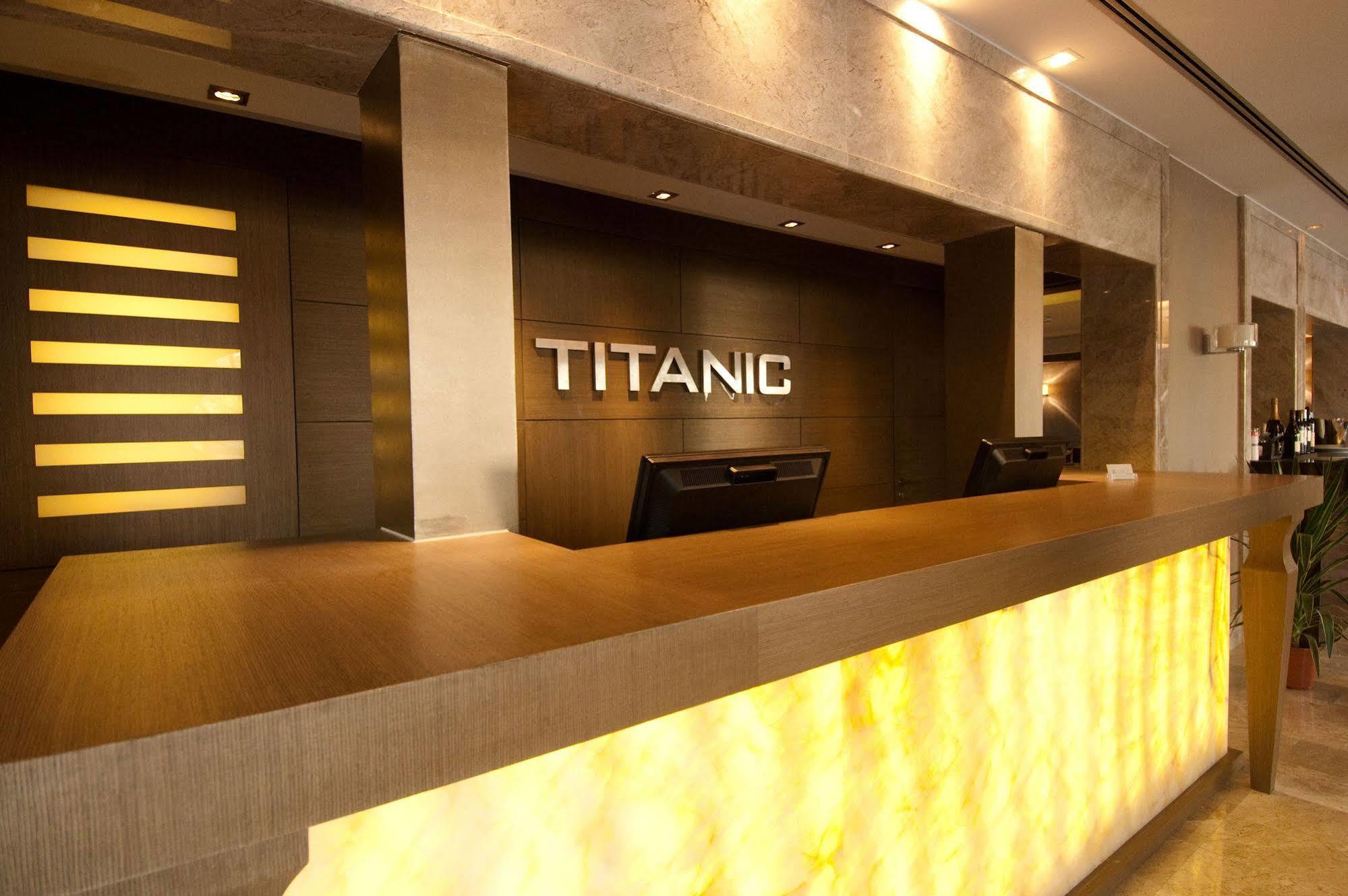 Titanic Comfort Mitte Berlín Exteriér fotografie
